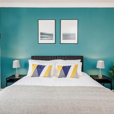 Business & Leisure 2 Bedroom & Parking By Damask Homes 일포드 외부 사진