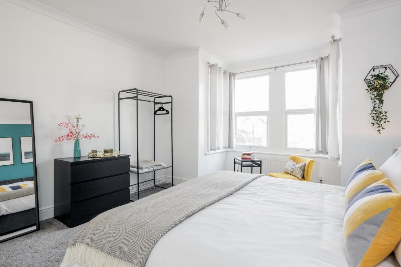 Business & Leisure 2 Bedroom & Parking By Damask Homes 일포드 외부 사진