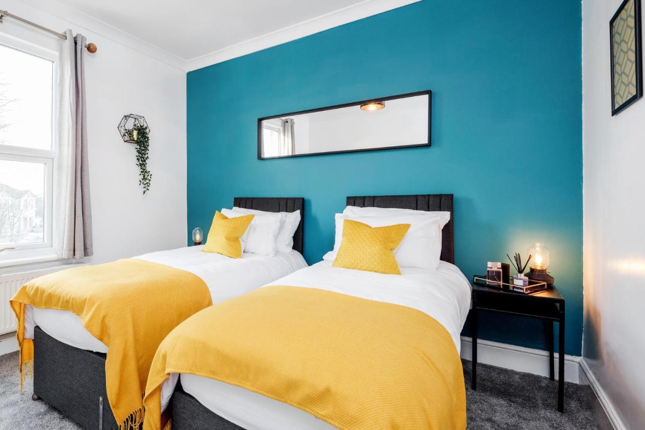 Business & Leisure 2 Bedroom & Parking By Damask Homes 일포드 외부 사진