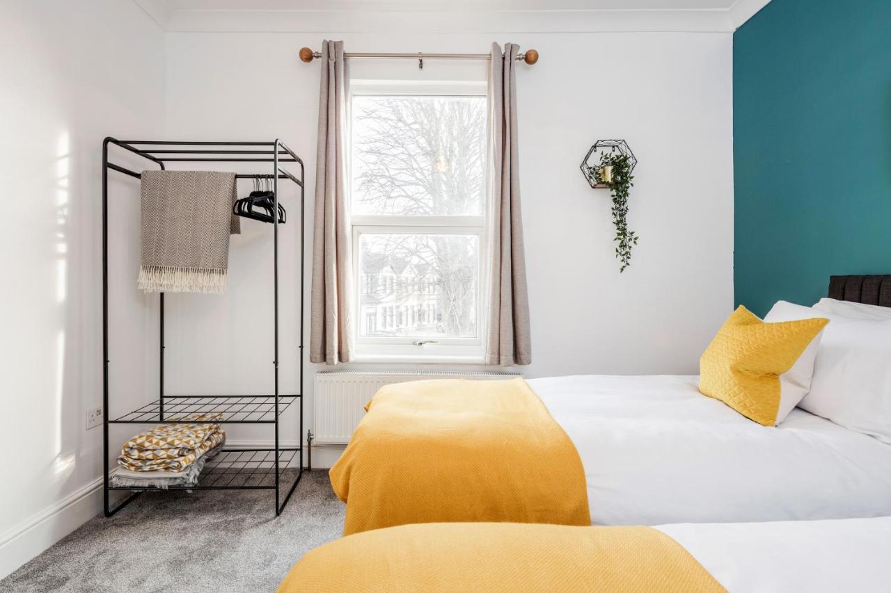 Business & Leisure 2 Bedroom & Parking By Damask Homes 일포드 외부 사진
